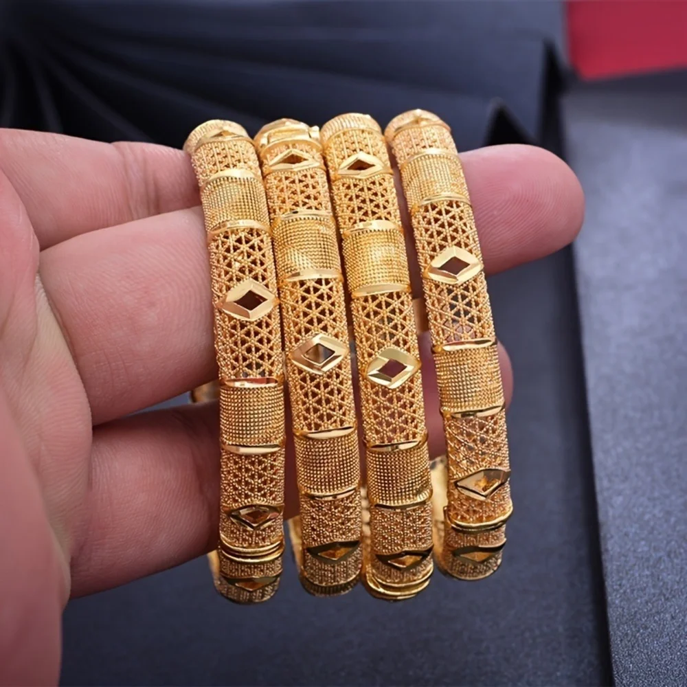 24K Gold-Plated Luxury Cuff Bangle - A Fusion of Urban Fashion